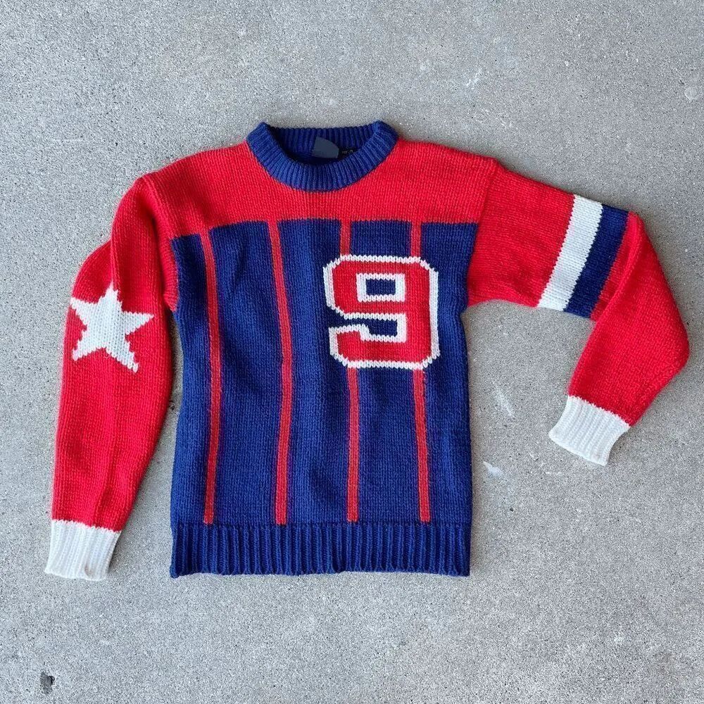Vintage 80s TG KIDS Retro Sporty Knit Sweater Jersey Style w/ Number 9, Stars, M